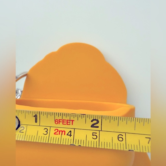 NWOT 2024 Disney Parks Pluto Airpod Pro Wireless Headphones Case - Picture 8 of 8